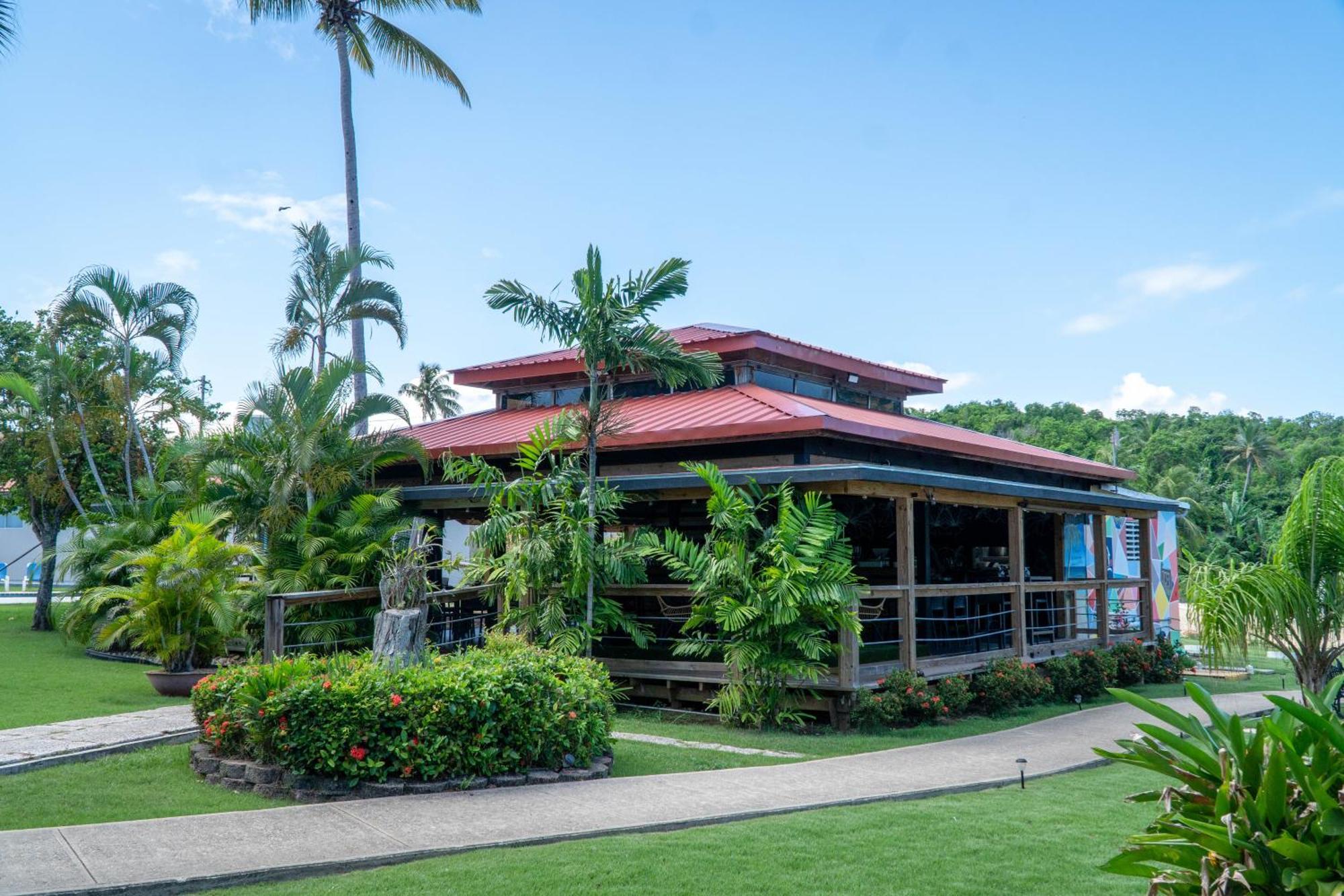 Parador El Faro Hotel Aguadilla Exterior photo